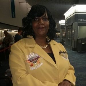 Meet your Posher, Sherrie