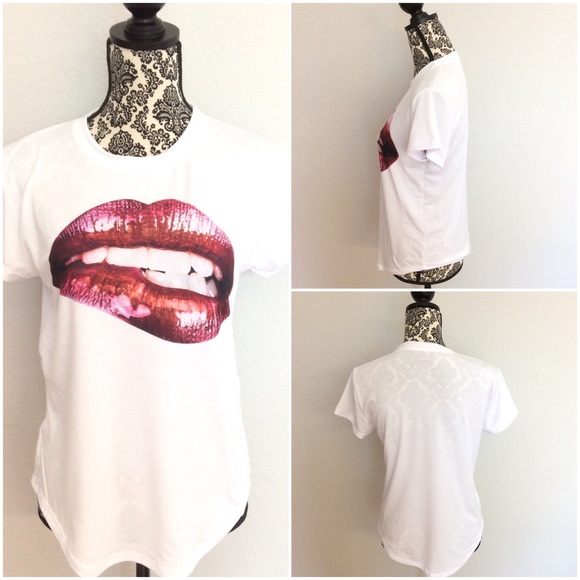 1 LEFT๐HP LIPS tee - Picture 2 of 4