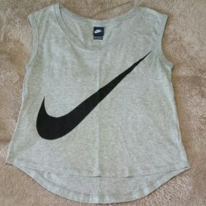 Nike Crop Top