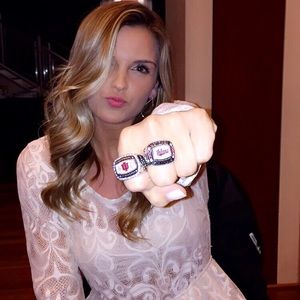 Meet your Posher, Hayley