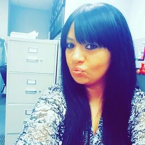 Meet your Posher, Angie