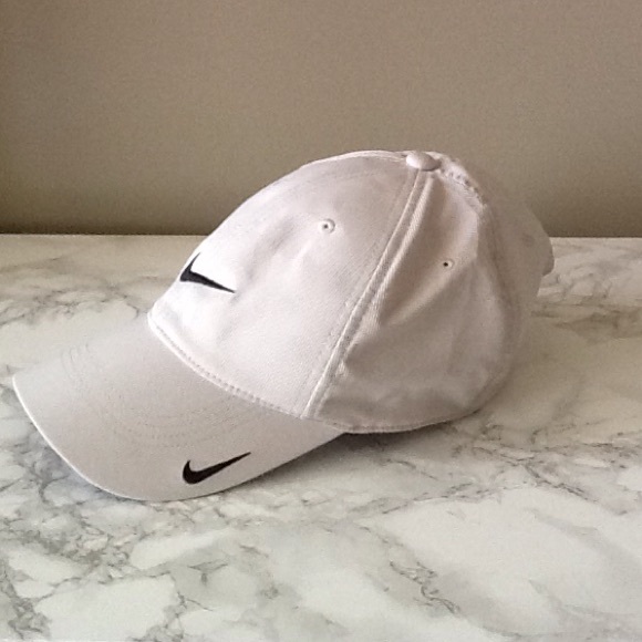 UNISEX Nike golf hat