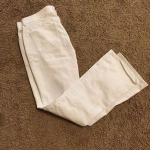 FINAL MARKDOWN White Old Navy Diva fit jeans