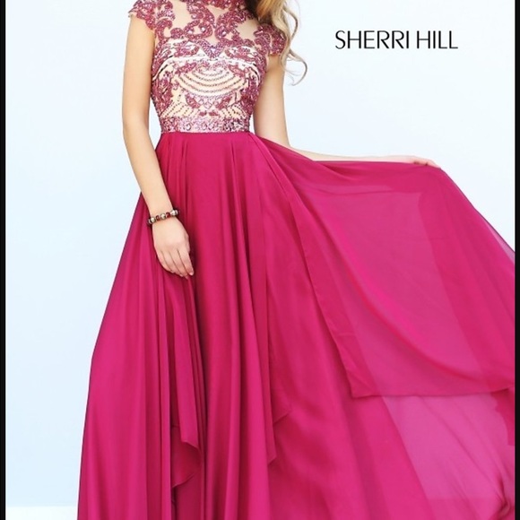 Sherri Hill Prom Dress 1933 - Picture 3 of 4