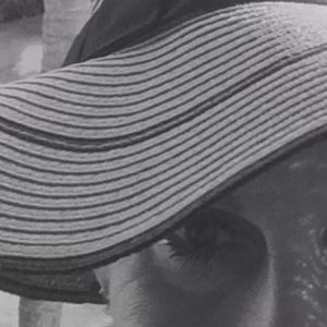 Meet your Posher, Monica