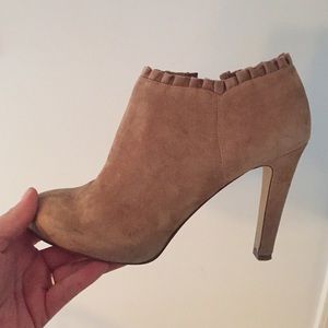 Banana Republic Sydney booties