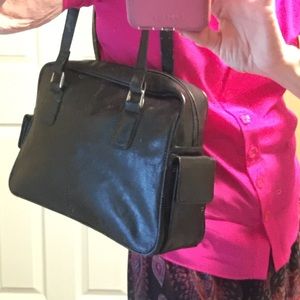 FOOTED LEATHER BAG👣