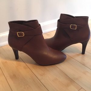 Banana Republic Brown leather booties