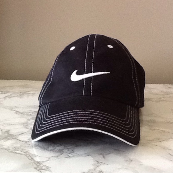 Black UNISEX Nike golf hat