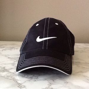 Black UNISEX Nike golf hat