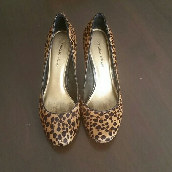 Leopard print heals
