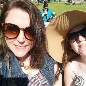 Meet your Posher, Kim