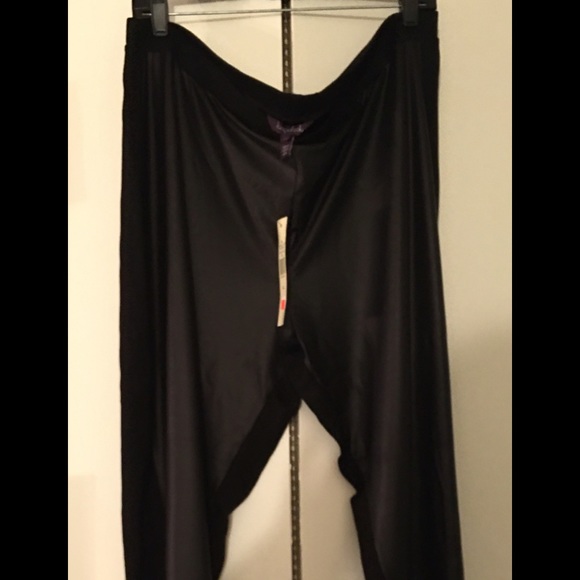 Leather like front leggings