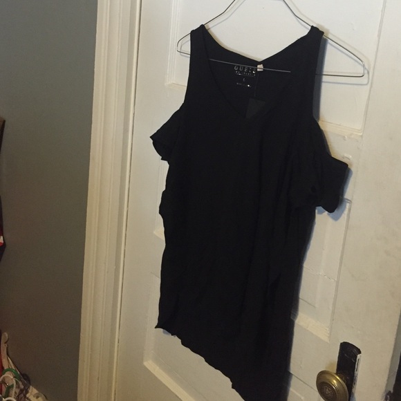 Guess cold shoulder top