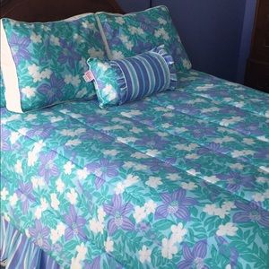 Lilly Pulitzer Queen/Full 5 Piece Bedding Set!