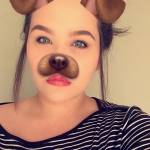 Meet your Posher, Brooke