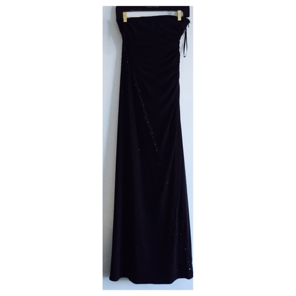 ✨Worn Once! WHBM Formal Strapless Gown