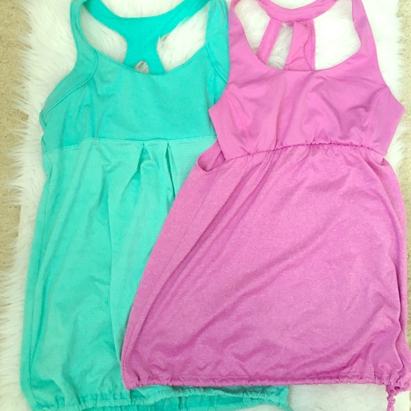 Bra top yoga tanks with bubble bottom size Small
