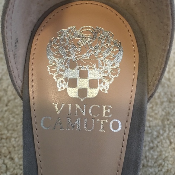 Vince Camuto Naamah Jeweled strap dorsay heel - Picture 3 of 3