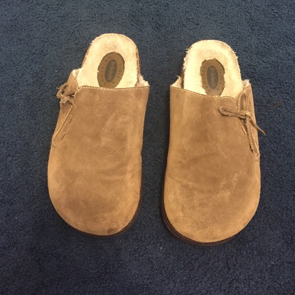 Cozy & Warm Dr. Scholls Slip on Shoe Size 8
