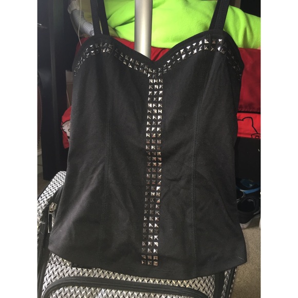 Hot Topic black studded top