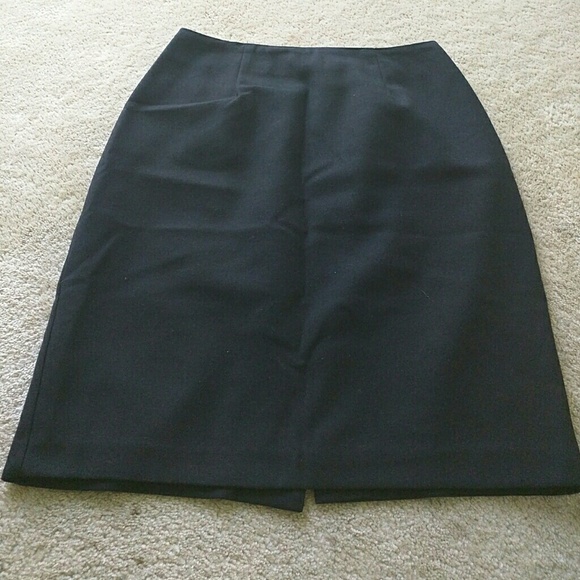 Christy Girl Black Skirt