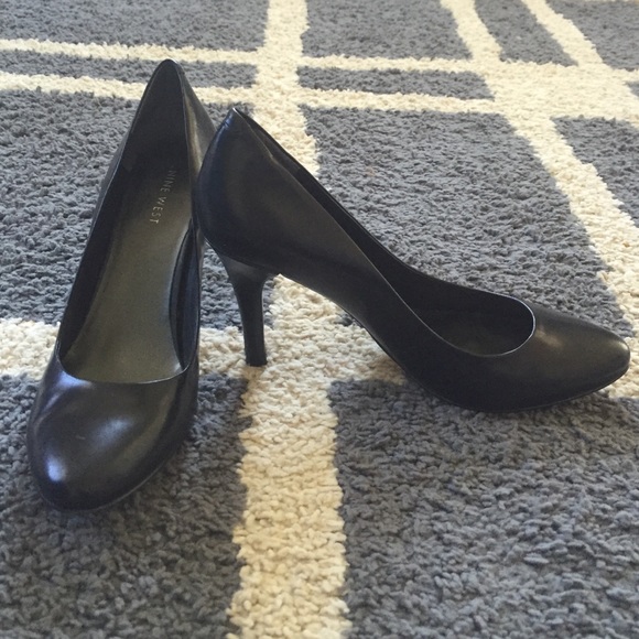 SOLD - Nine West Black High Heels