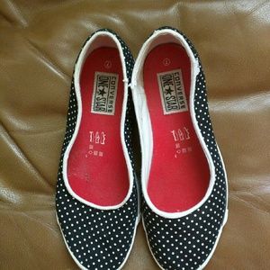 Slip ons converse 7