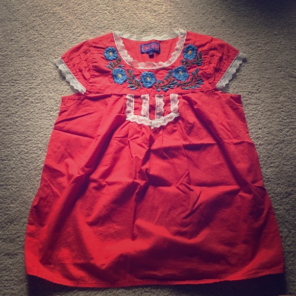 Adorable summer shirt sz S