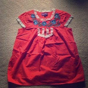 Adorable summer shirt sz S