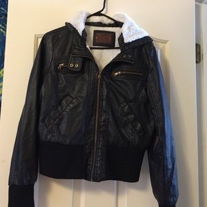 BB pleather short jacket
