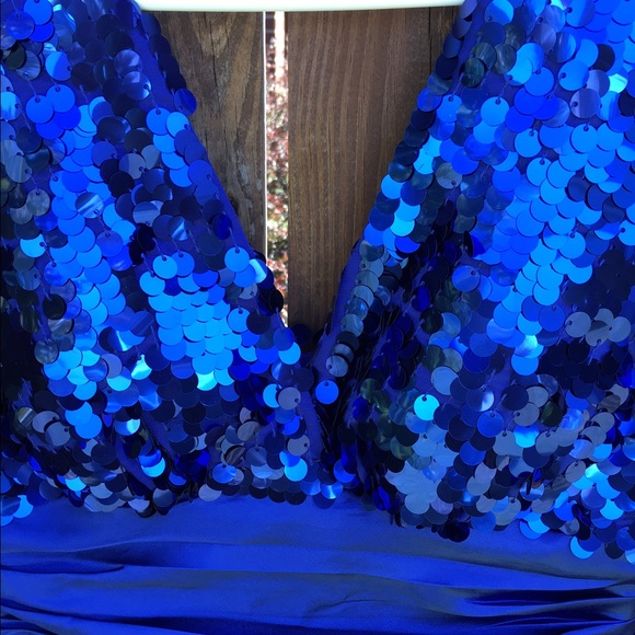 Dress - Picture 2 of 2