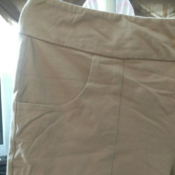Soft stretch capri's - Picture 2 of 4