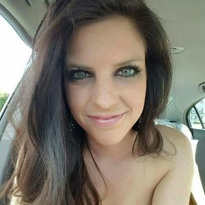 Meet your Posher, Meredith