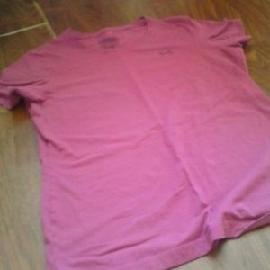 Under Armour t shirt