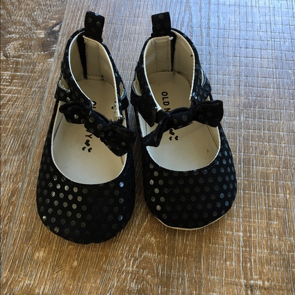 Little black shoes
