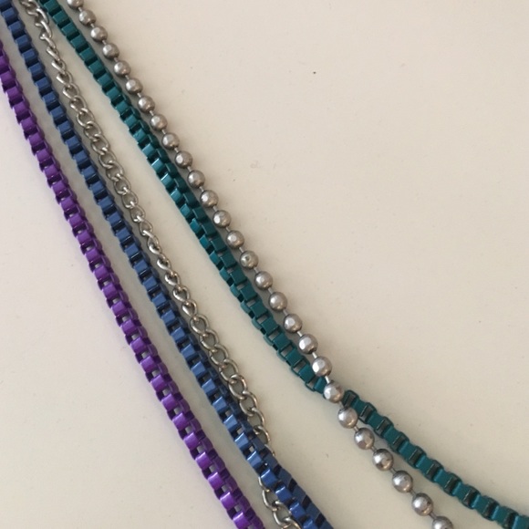Layered chain colorful necklace - Picture 2 of 3