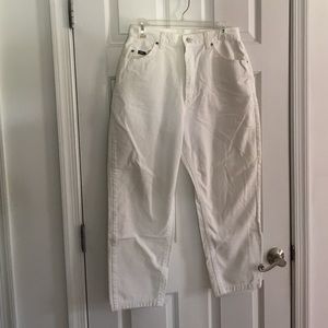 Womens Lee Jeans. Inseam is 25 inches.