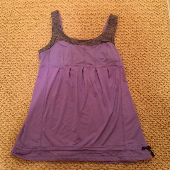 Gently worn Lululemon Tank - size 8