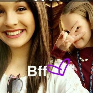 Meet your Posher, Mikala