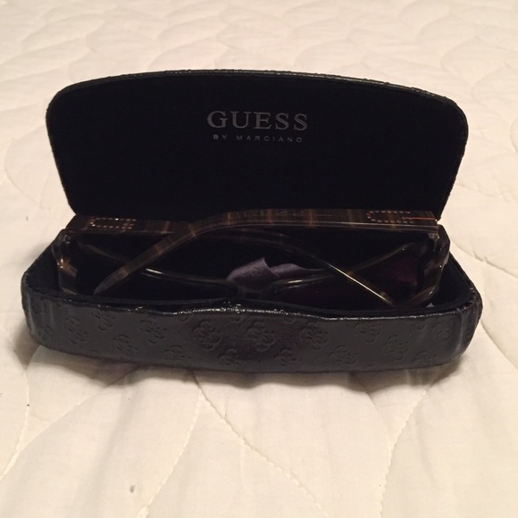 Guess sunglasses - Picture 3 of 4