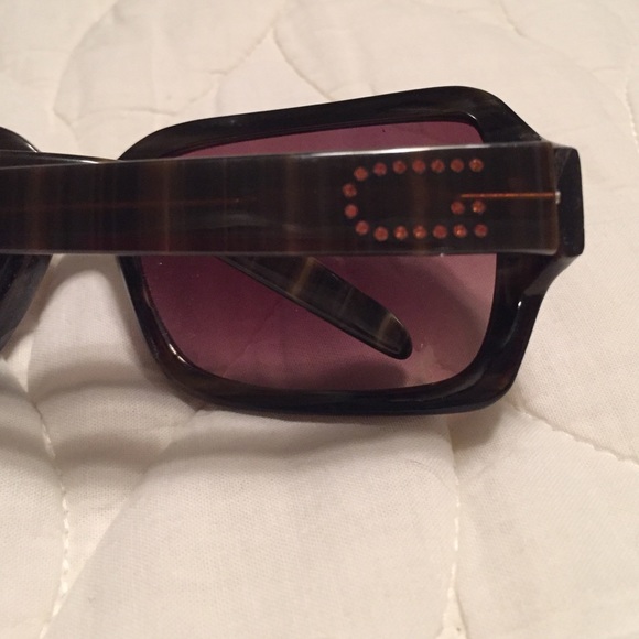 Guess sunglasses - Picture 4 of 4