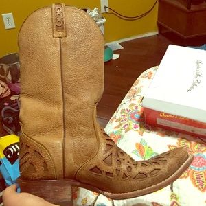 Ariat cowboy boots