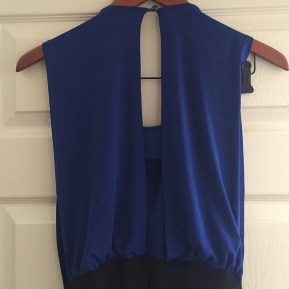 Dress - Picture 3 of 4