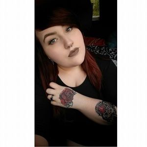 Meet your Posher, Abigail