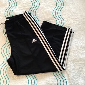 NWOT Adidas Capri Pants