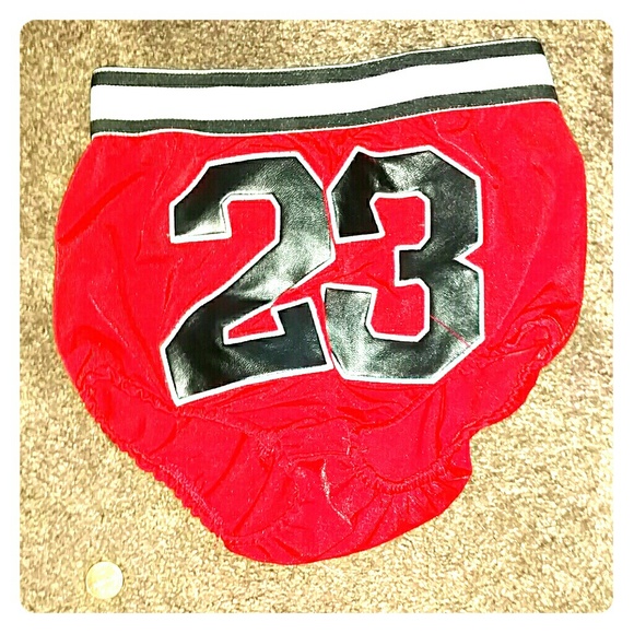 Bull 23 red high wastes bootie shorts