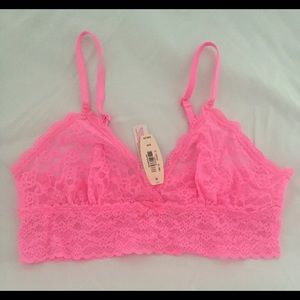 NEW Victoria's Secret Pink Lace bralette S