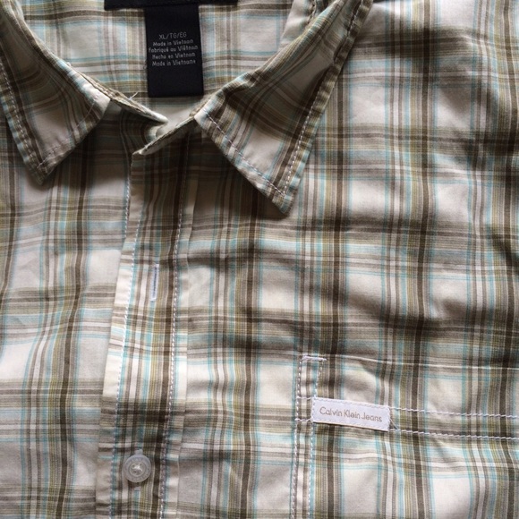 Calvin Klein Men's shirt size XL - measurements! - Picture 2 of 5
