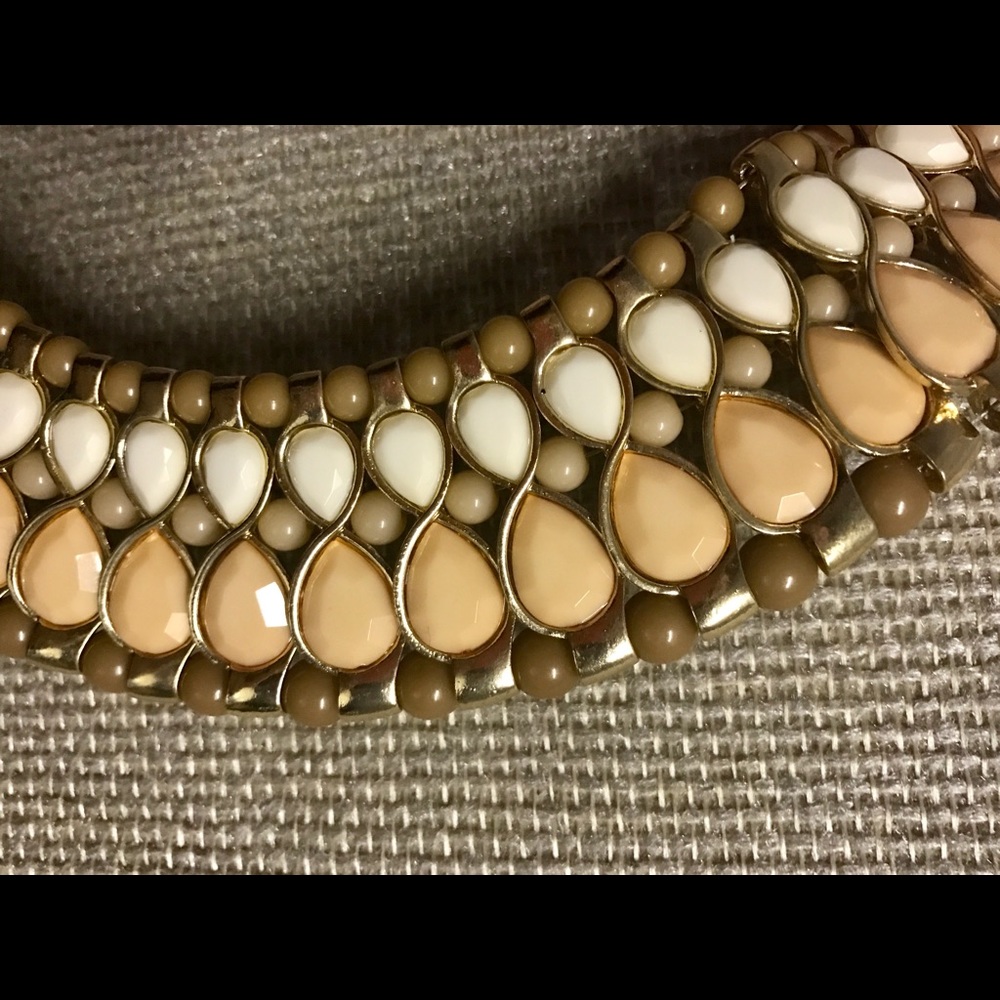 Neutral Bead Statement Necklace - Picture 3 of 4